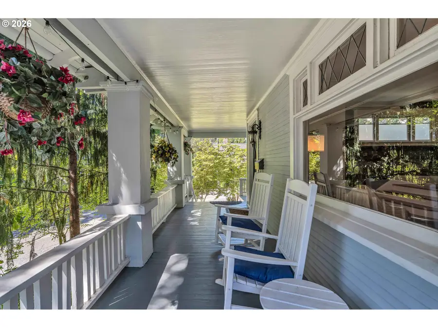 2712 SW Patton Rd, Portland, OR 97201 - #2
