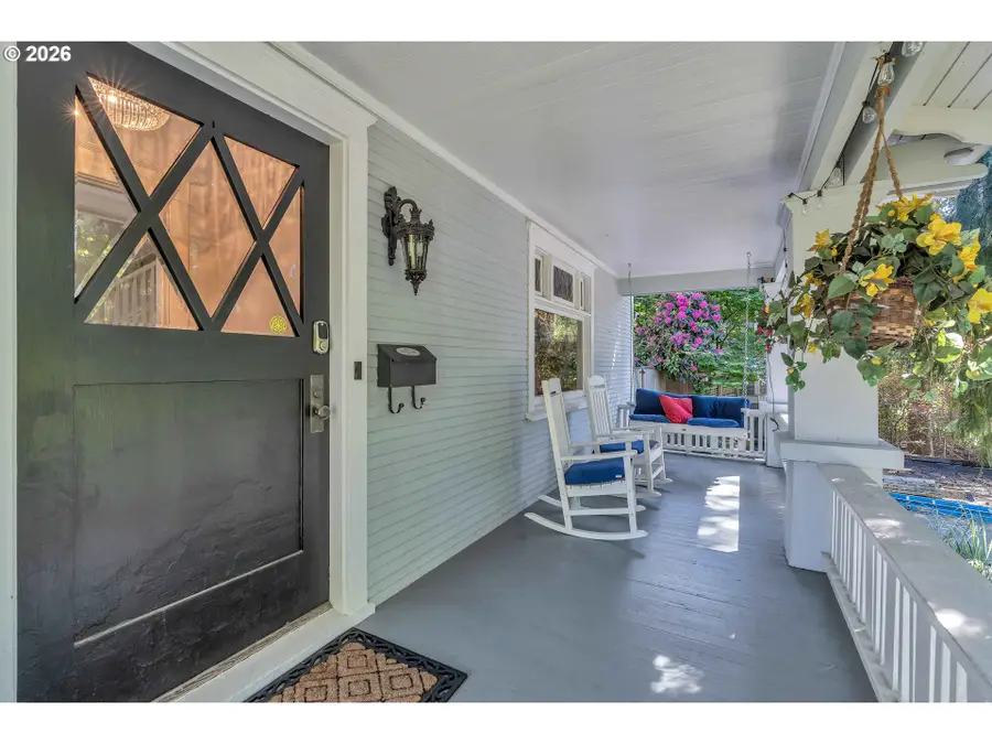 2712 SW Patton Rd, Portland, OR 97201 - #3