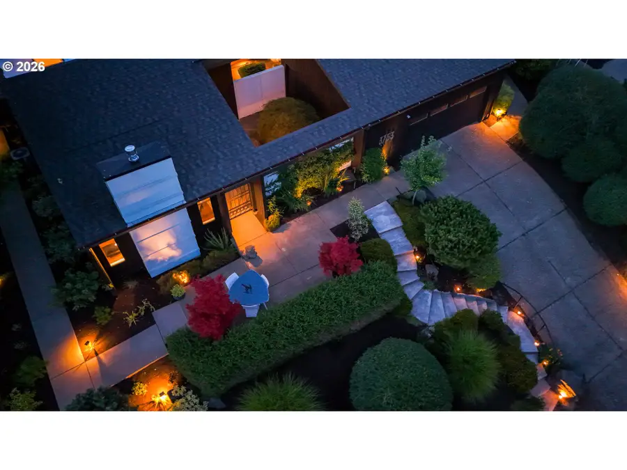 3753 SW Lyle Ct, Portland, OR 97221 - #3