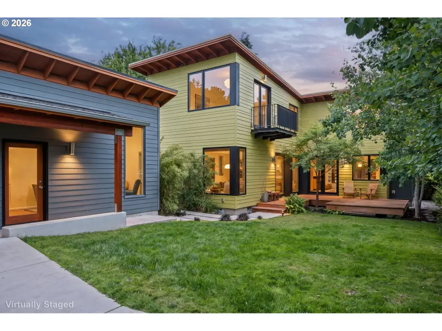 1455 E 23rd Ave, Eugene, OR 97403 - #2