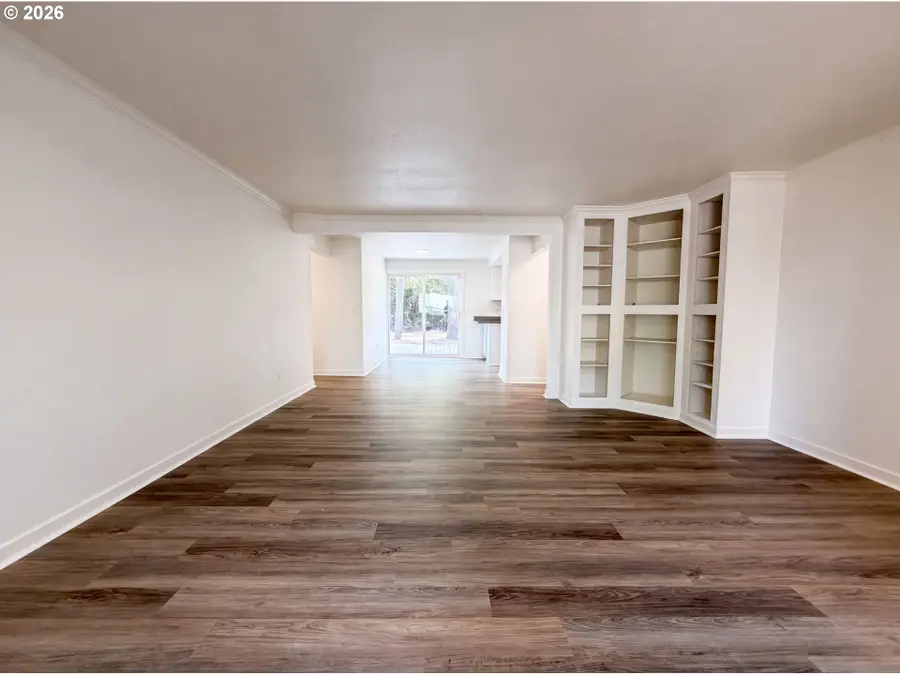 5216 SE 132nd Ave, Portland, OR 97236 - #2