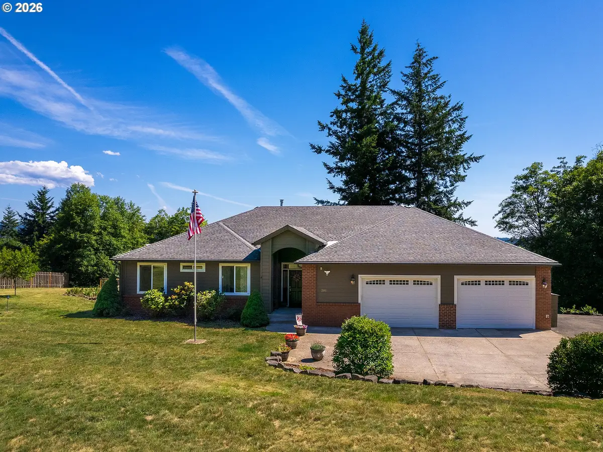 201 Robson Rd, Washougal, WA 98671 - #1
