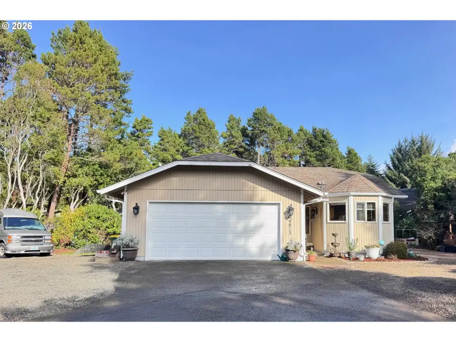 4813 Oceana Dr, Florence, OR 97439 - Image #2