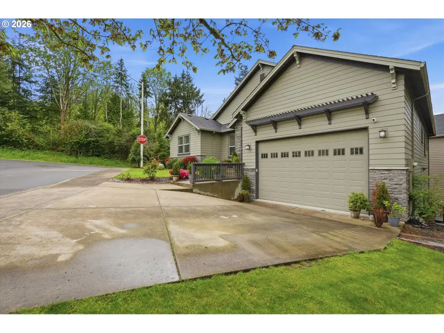 223 SE 29th St, Gresham, OR 97080 - #3