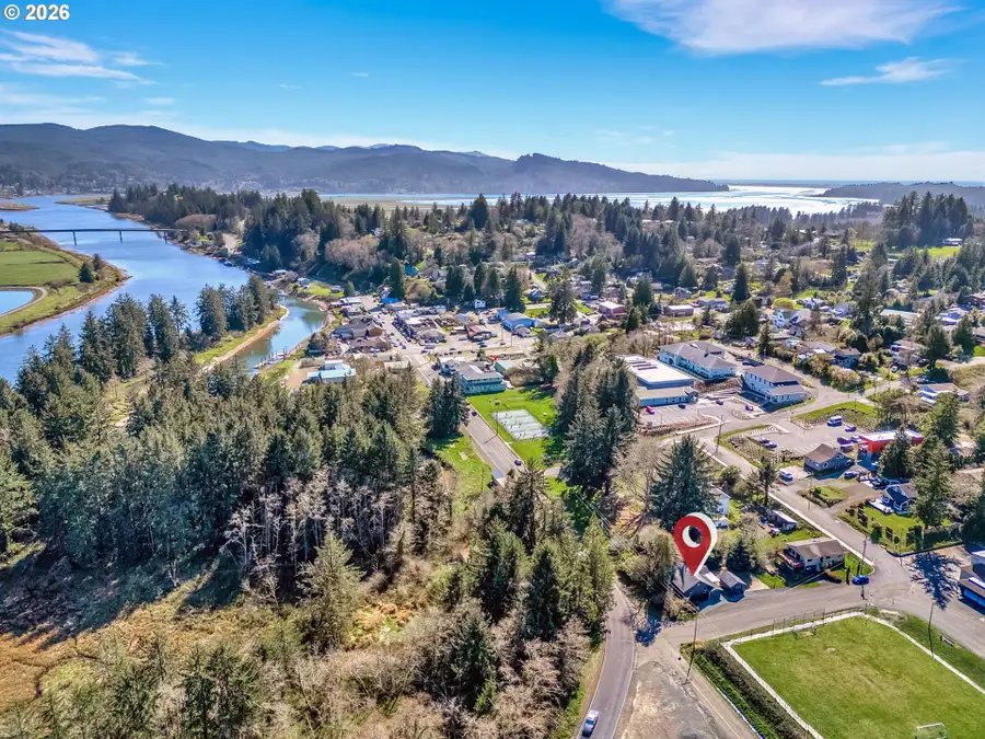 36290 7th St, Nehalem, OR 97131 - #2