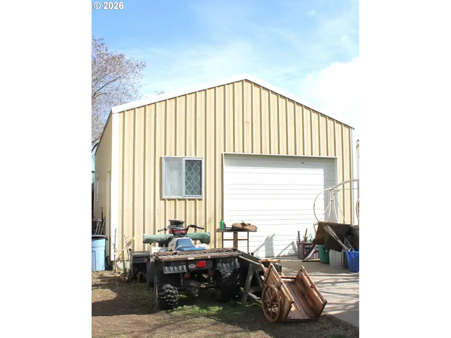 2690 9th St, Baker City, OR 97814 - #2