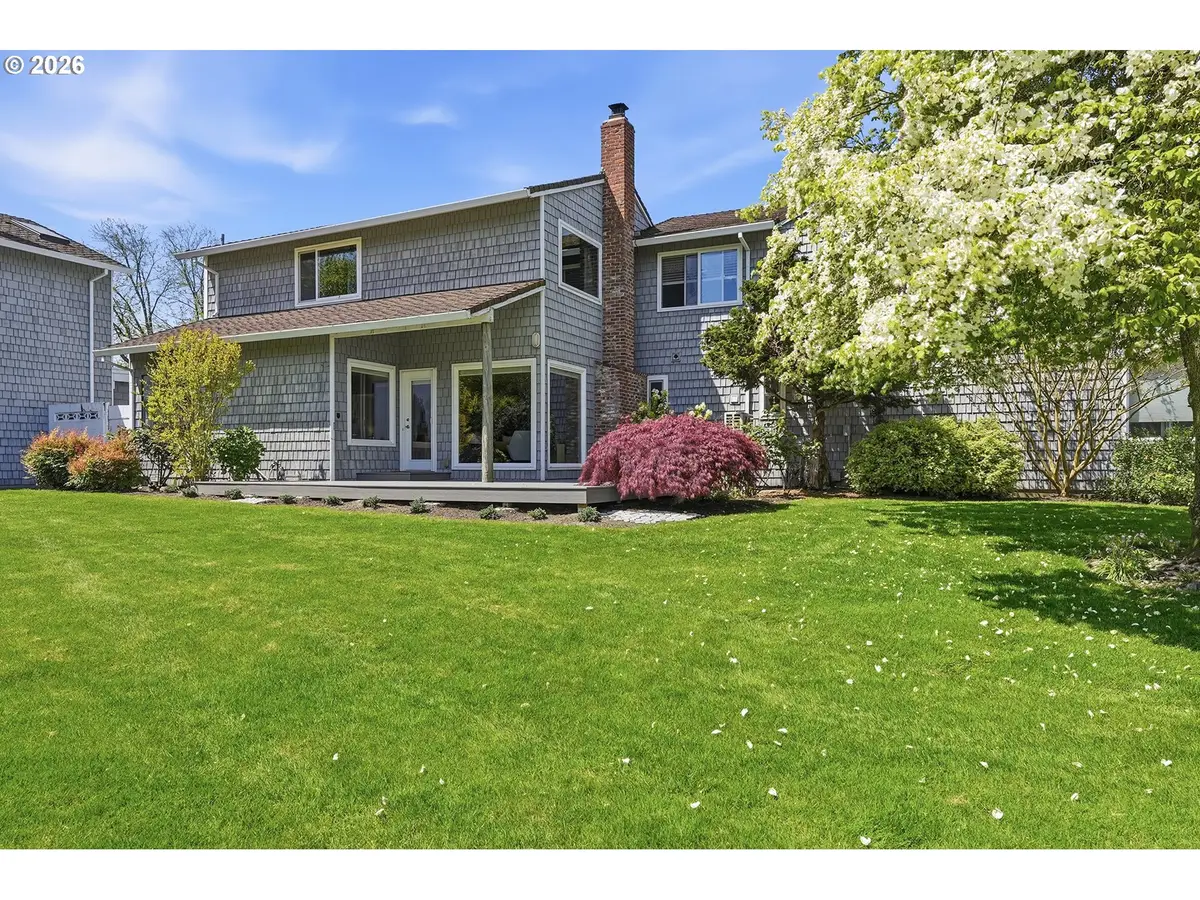 609 N Tomahawk Island Dr, Portland, OR 97217 - #1