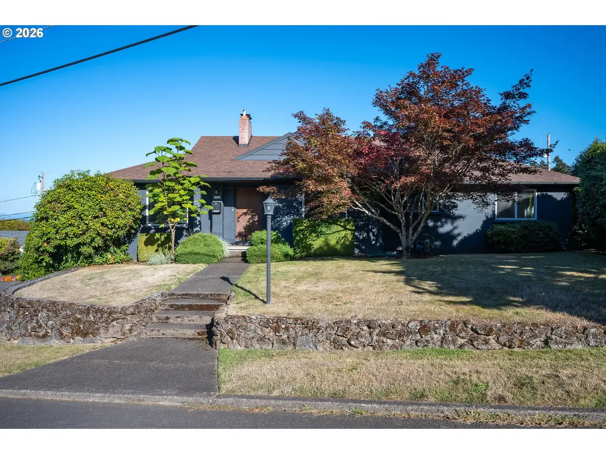 8020 SW Ruby Ter, Portland, OR 97219 - #1
