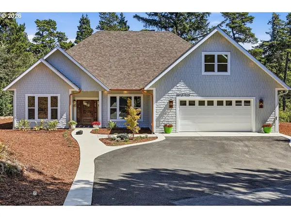 87925 S Wood Lake Way, Florence, OR 97439