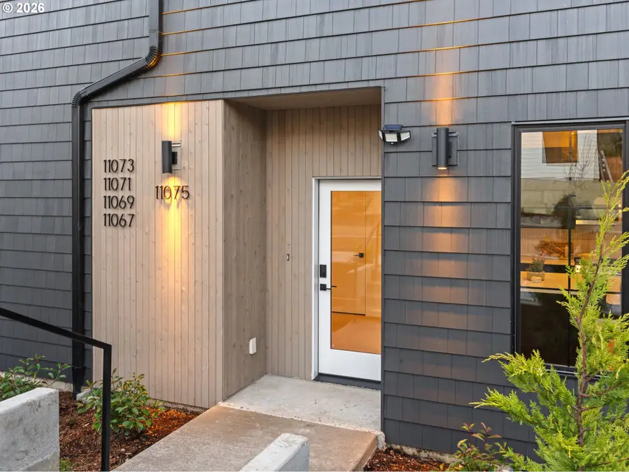 11075 SW 61st Ave, Portland, OR 97219 - #2