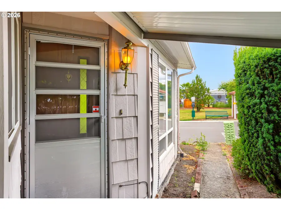 17144 SW Eldorado Dr, Tigard, OR 97224 - #3