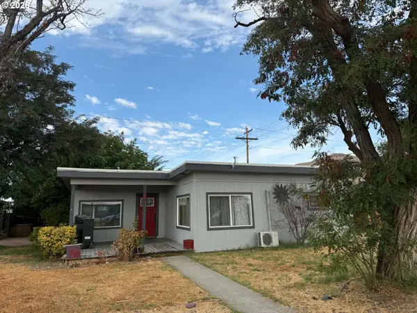 206 Sage St, Roosevelt, WA 99356