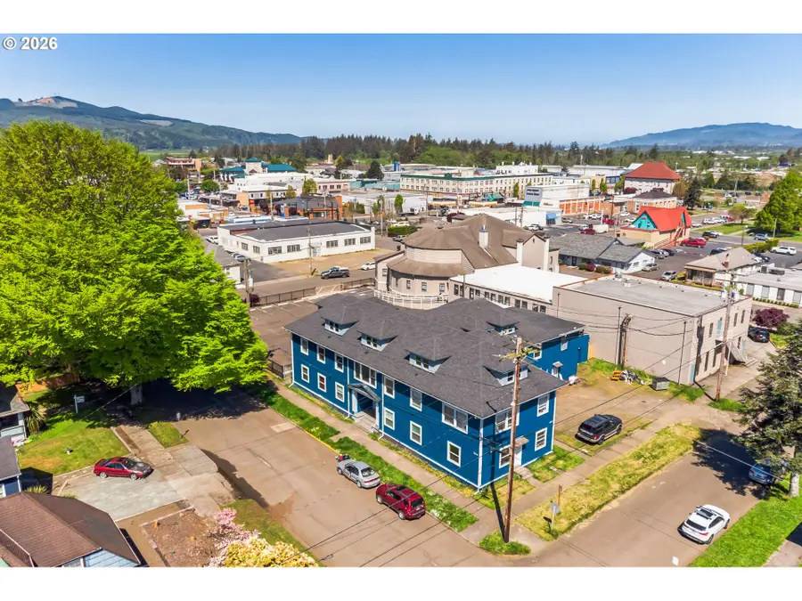 2214 5th St, Tillamook, OR 97141 - #3