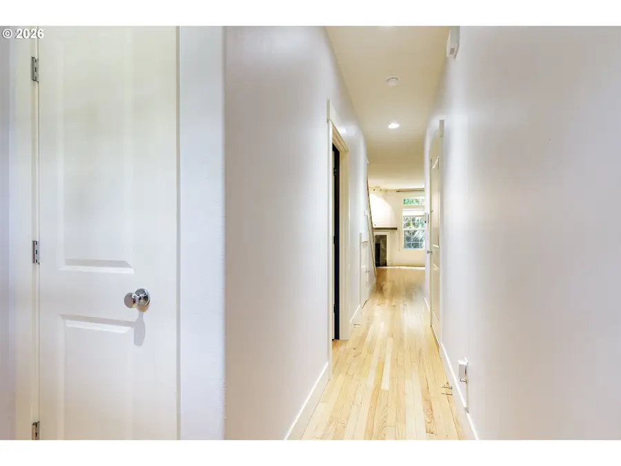 2150 NE Multnomah St, Portland, OR 97232 - #3