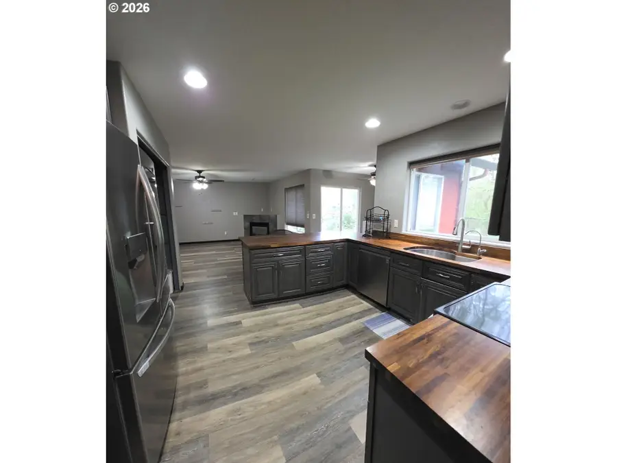 2703 SW 11th St, Battle Ground, WA 98604 - #2