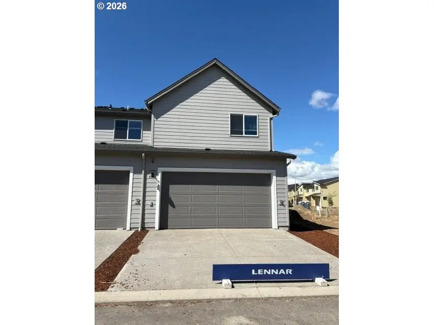 527 Upland Ave, Woodburn, OR 97071 - #3