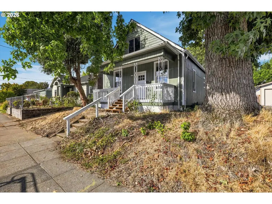 2055 N Wygant St, Portland, OR 97217 - #3