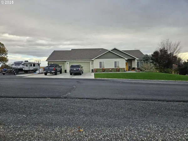 77195 Joyce Way, Echo, OR 97826