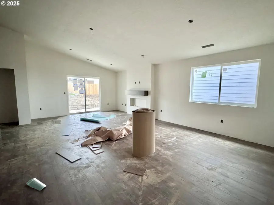 562 Taft St, Umatilla, OR 97882 - Image #3