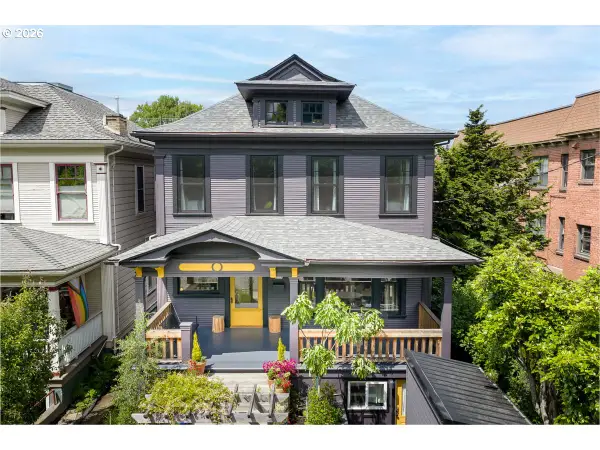2935 SE Yamhill St, Portland, OR 97214