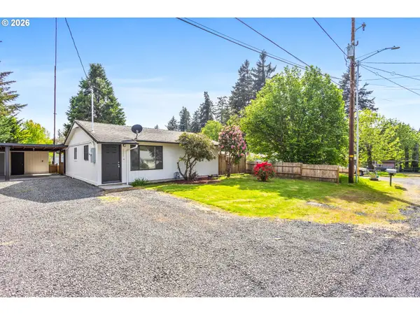 1111 Spruce St, SweetHome, OR 97386