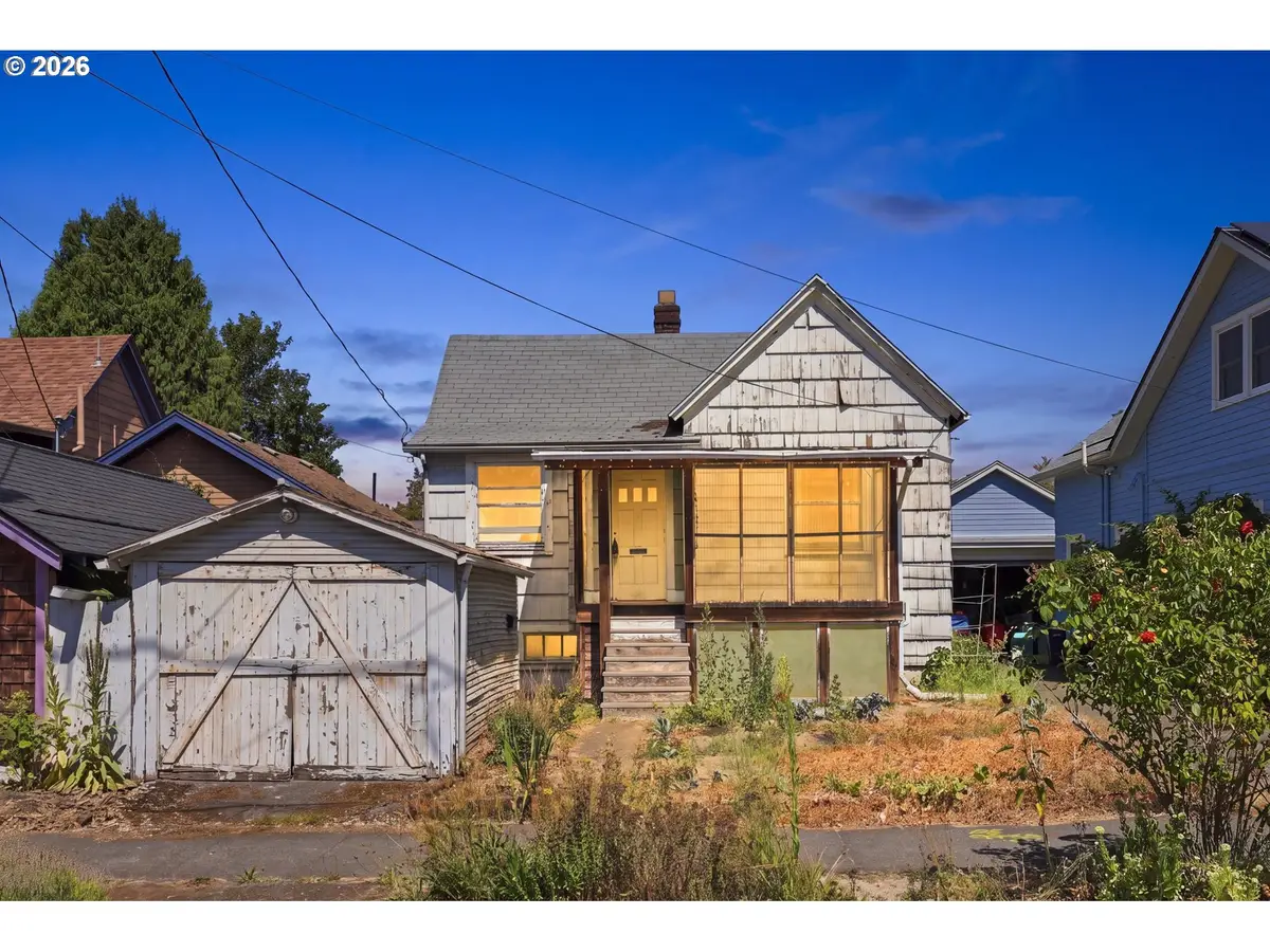 1917 SE Taggart St, Portland, OR 97202 - #1