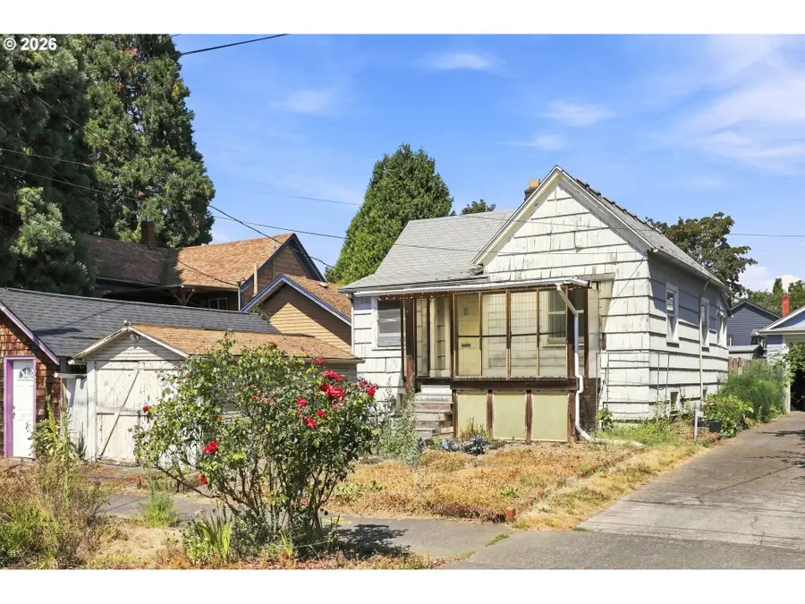 1917 SE Taggart St, Portland, OR 97202 - #3
