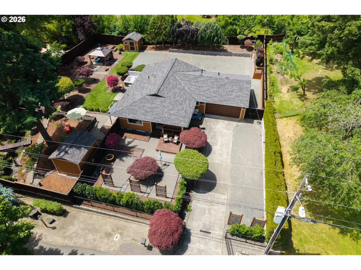 3985 SW 102nd Ave, Beaverton, OR 97005 - #1
