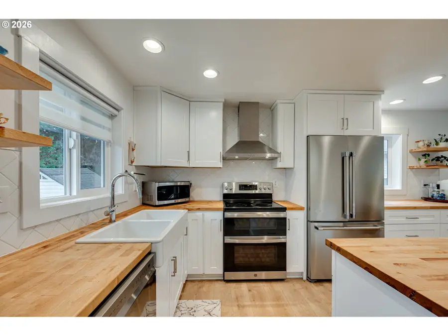 2065 Cimerron St, Woodland, WA 98674 - #3