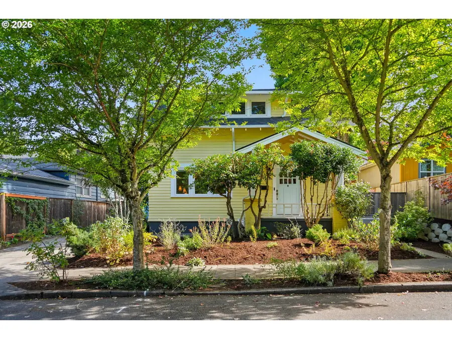 516 SE 54th Ave, Portland, OR 97215 - #2