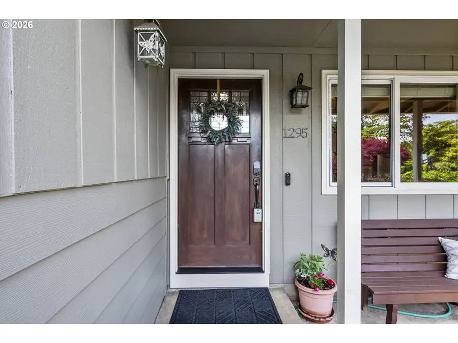 1295 N Grant, Canby, OR 97013 - #3