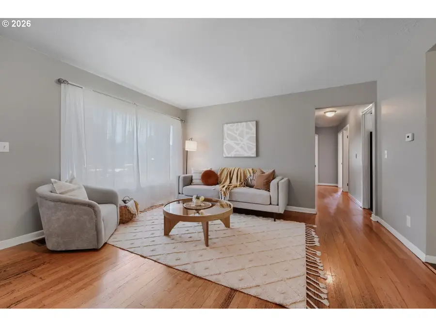 1107 SE 123rd Ave, Portland, OR 97233 - #3