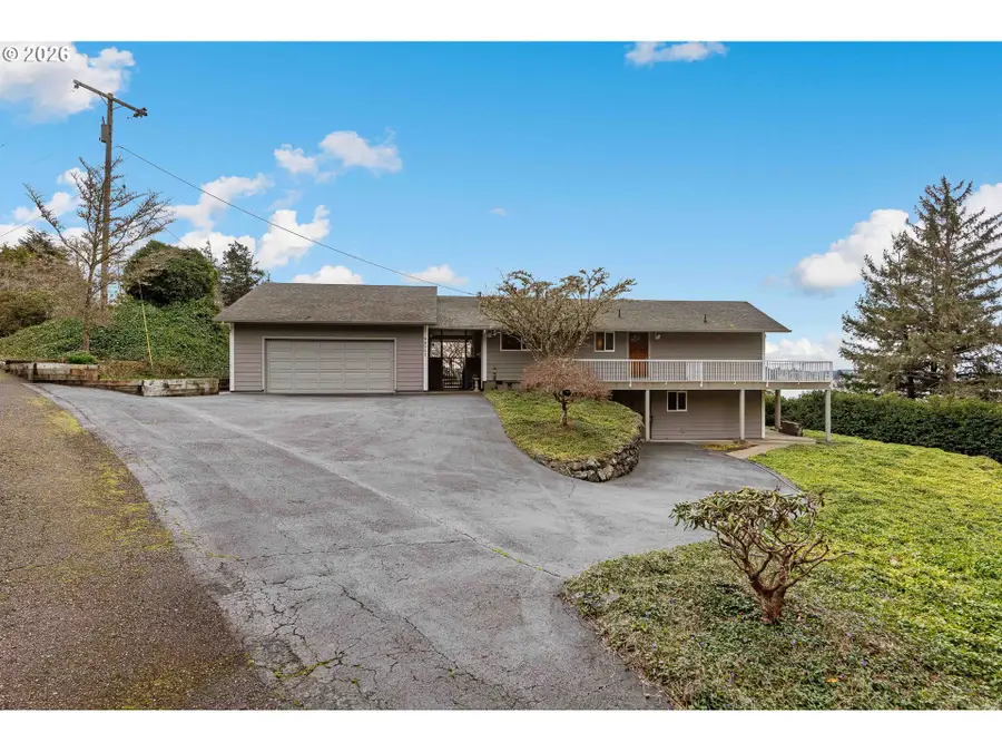 93961 Bridge View Ln, Eastside, OR 97459 - #2