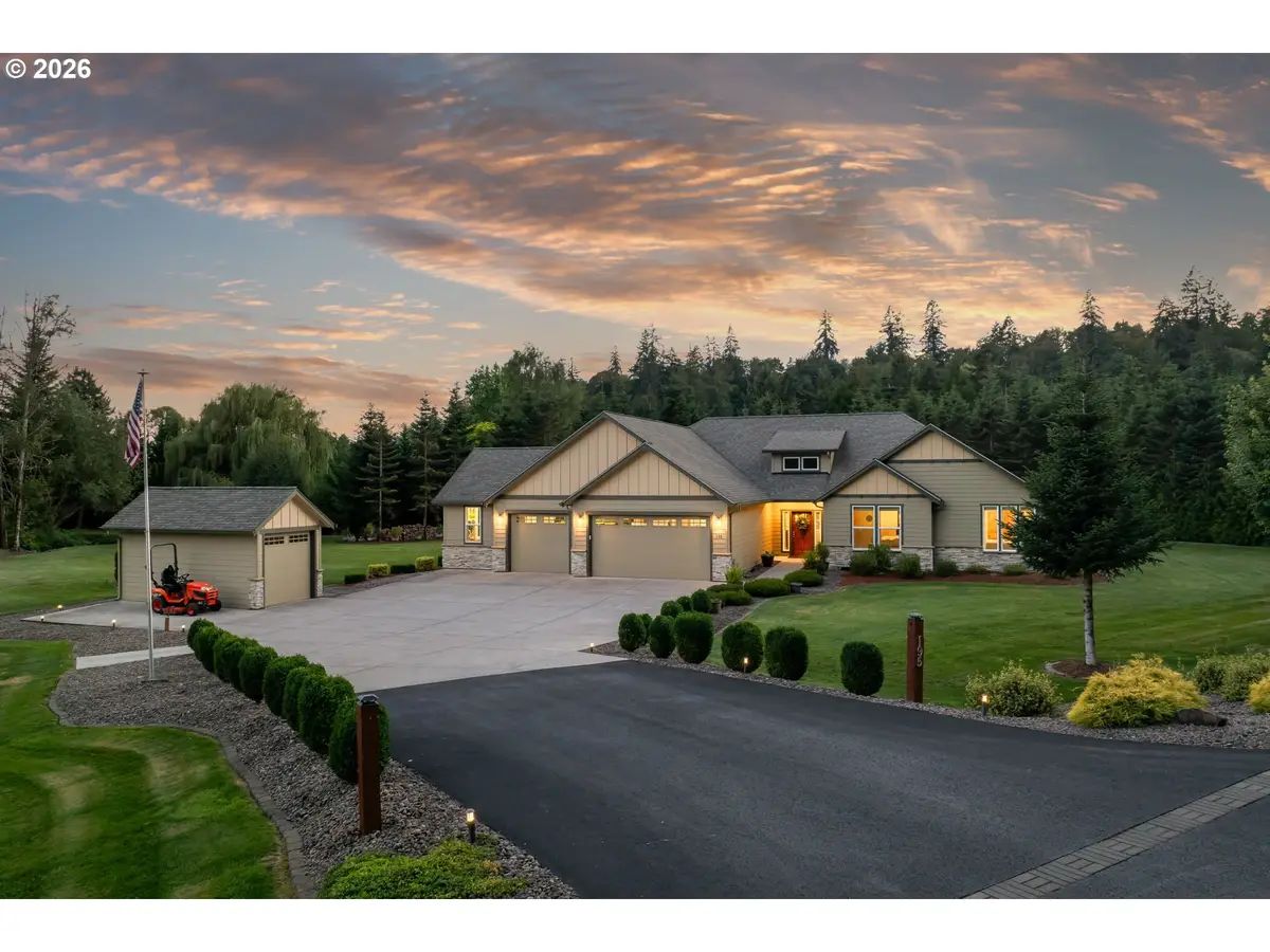 195 Buckingham Dr, Woodland, WA 98674 - #1
