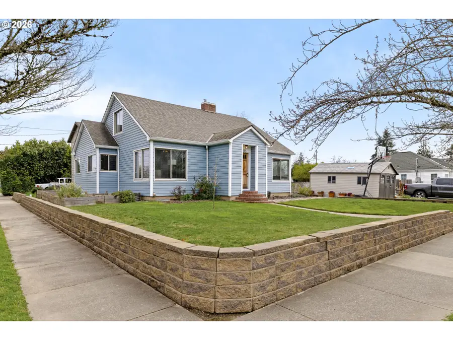 1336 NE Evans St, McMinnville, OR 97128 - #2