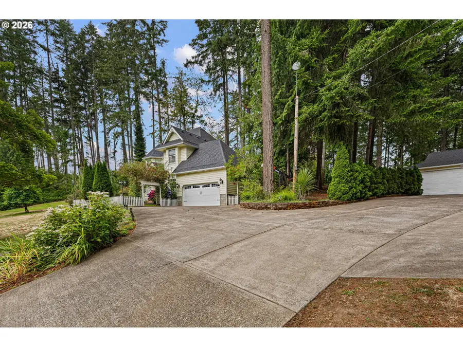 85574 Svarverud Rd, Eugene, OR 97405 - #3