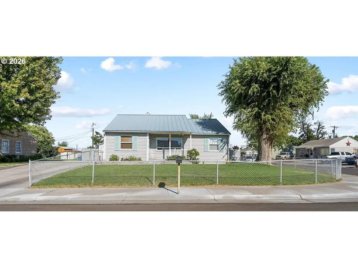 455 E Sunset Dr, Hermiston, OR 97838 - #1