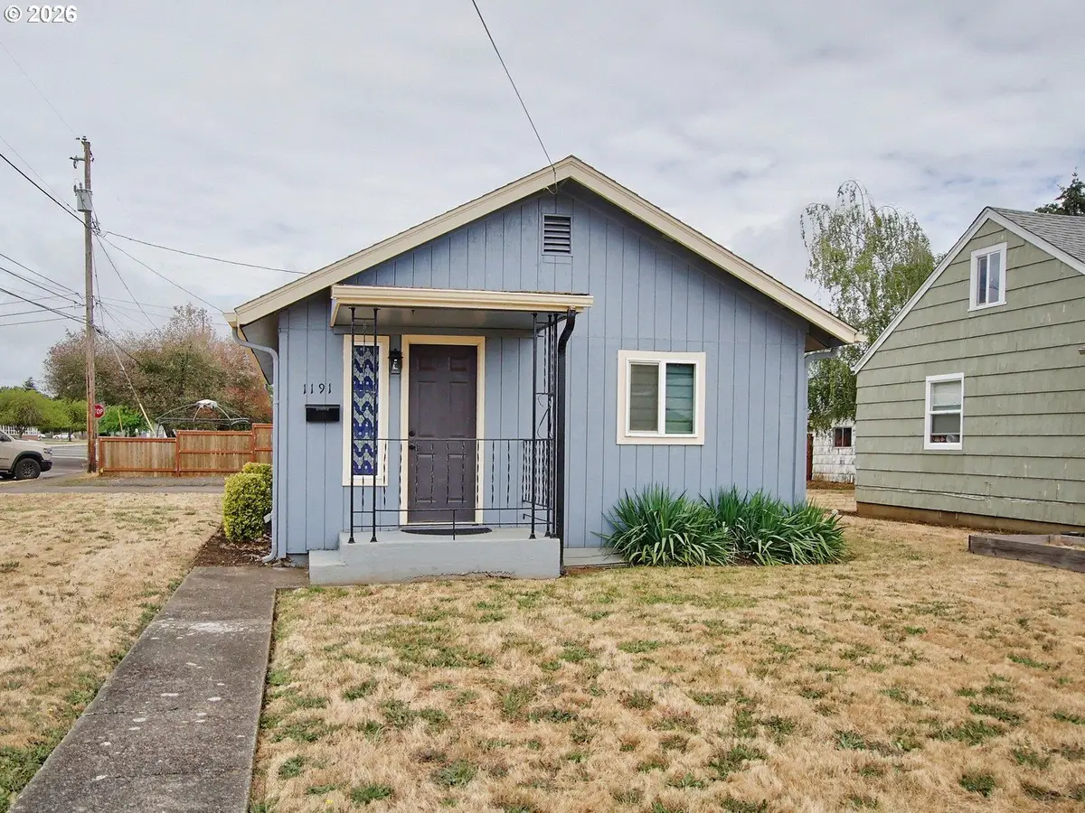 1191 SE Fenton St, Dallas, OR 97338 - #1
