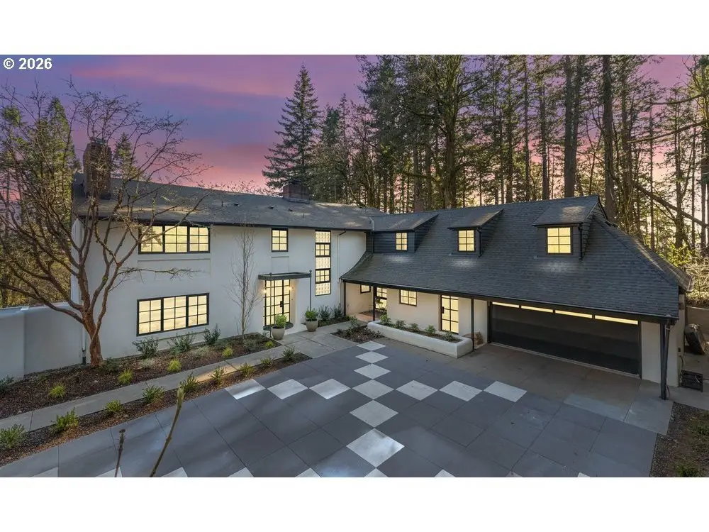 4855 SW Hewett Blvd, Portland, OR 97221 - #1