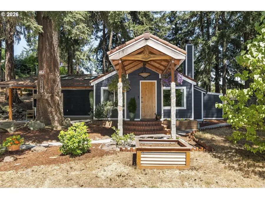 9345 NE Broadway, Portland, OR 97220 - #2