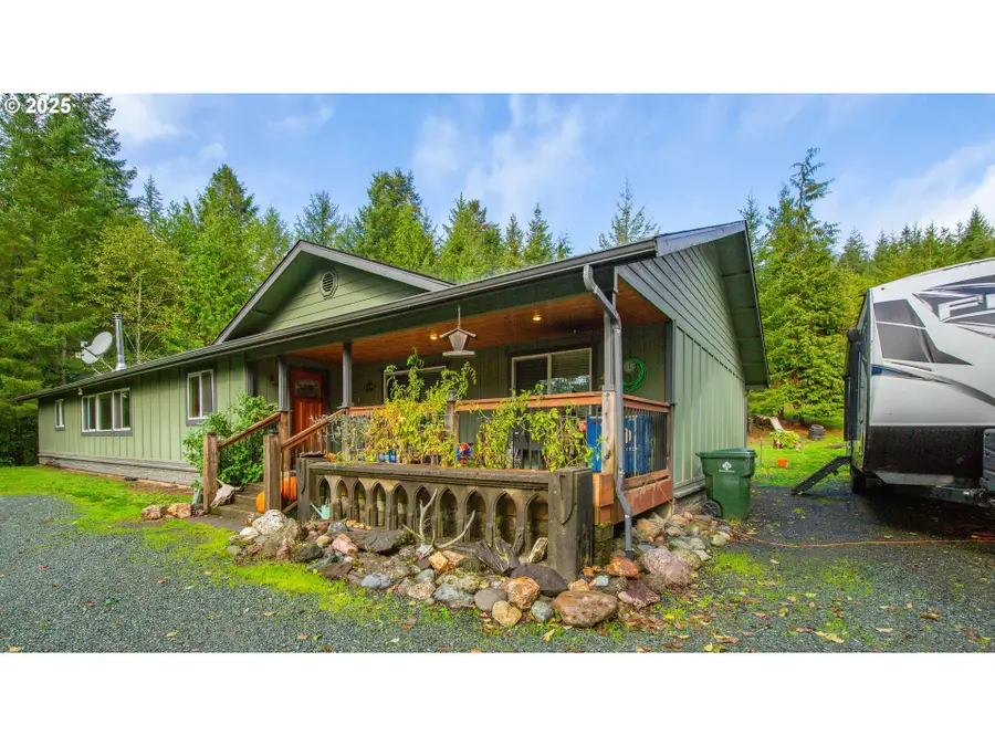 68155 Ridge Rd, North Bayside, OR 97459 - #2