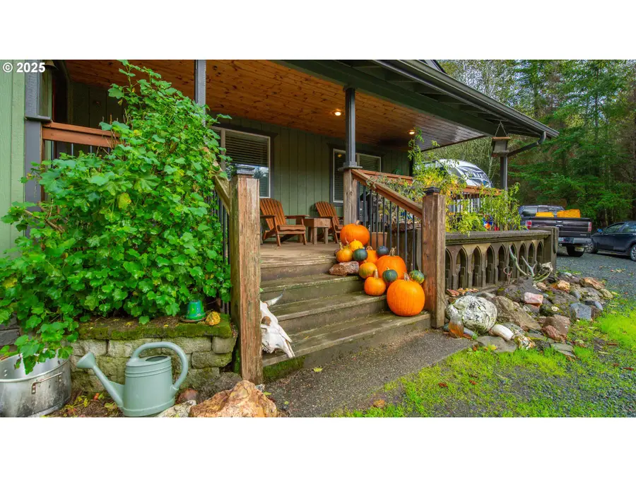 68155 Ridge Rd, North Bayside, OR 97459 - #3