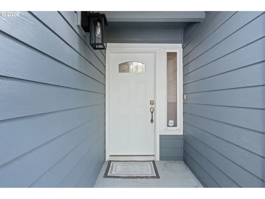 15250 SE View Meadows Ln, Milwaukie, OR 97267 - #3