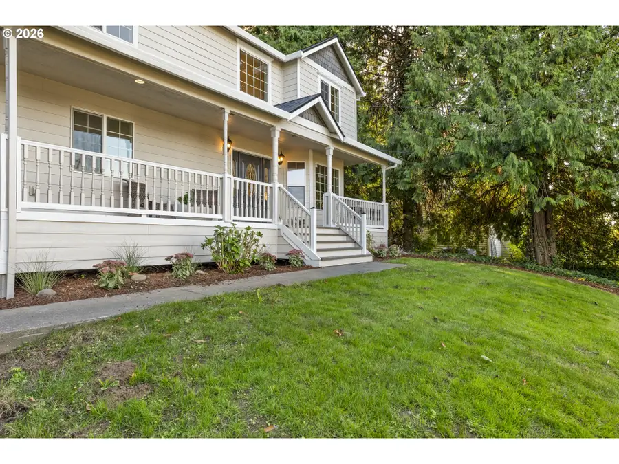 224 SW 4th St, Troutdale, OR 97060 - #2