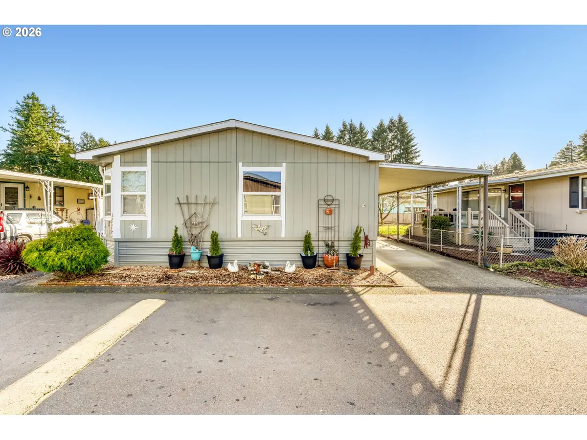 10523 SE Linwood Ave #15, Milwaukie, OR 97222 - Image #1