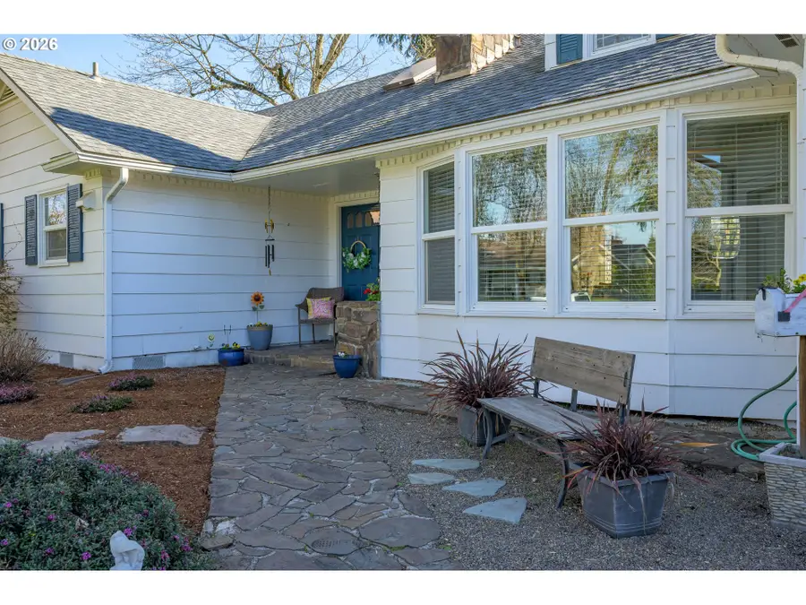 2580 Elysium Ave, Eugene, OR 97401 - #3