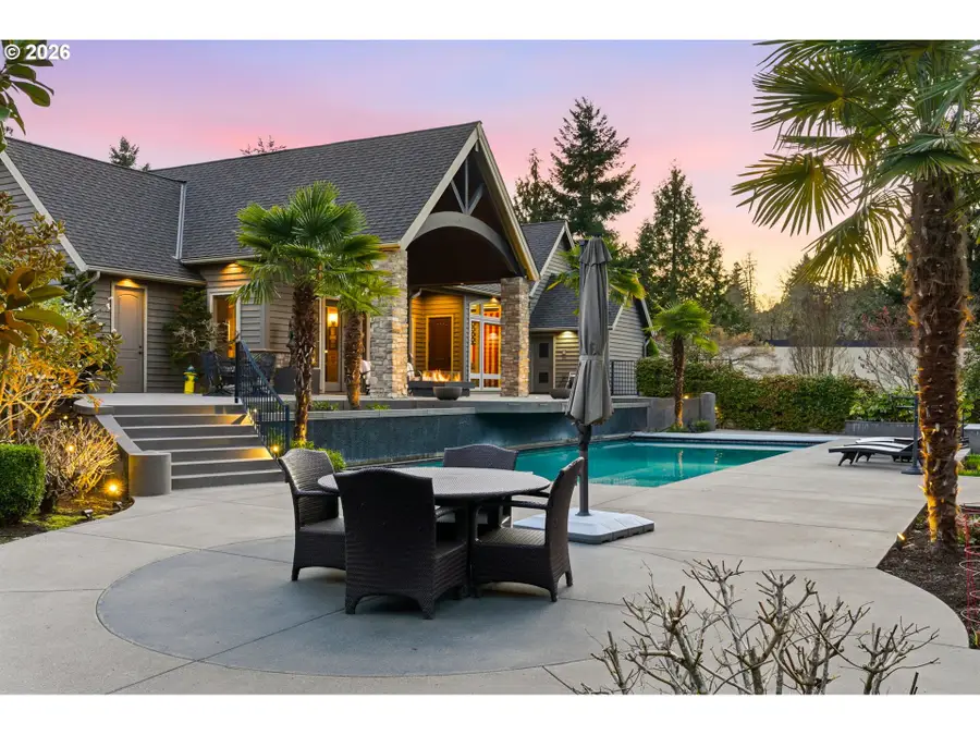 951 Atwater Rd, Northwest Clackamas, OR 97034 - #3