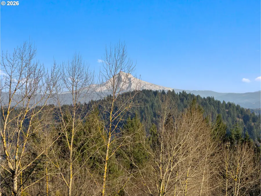 10180 SE Cresthill Rd, Happy Valley, OR 97086 - #3
