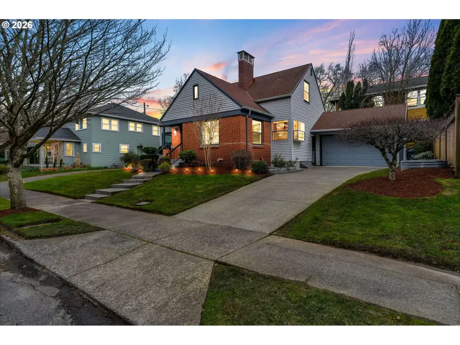 4446 NE Irving St, Portland, OR 97213 - #2