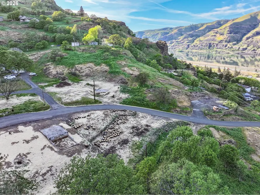 4724 Simonelli Rd, The Dalles, OR 97058 - #2